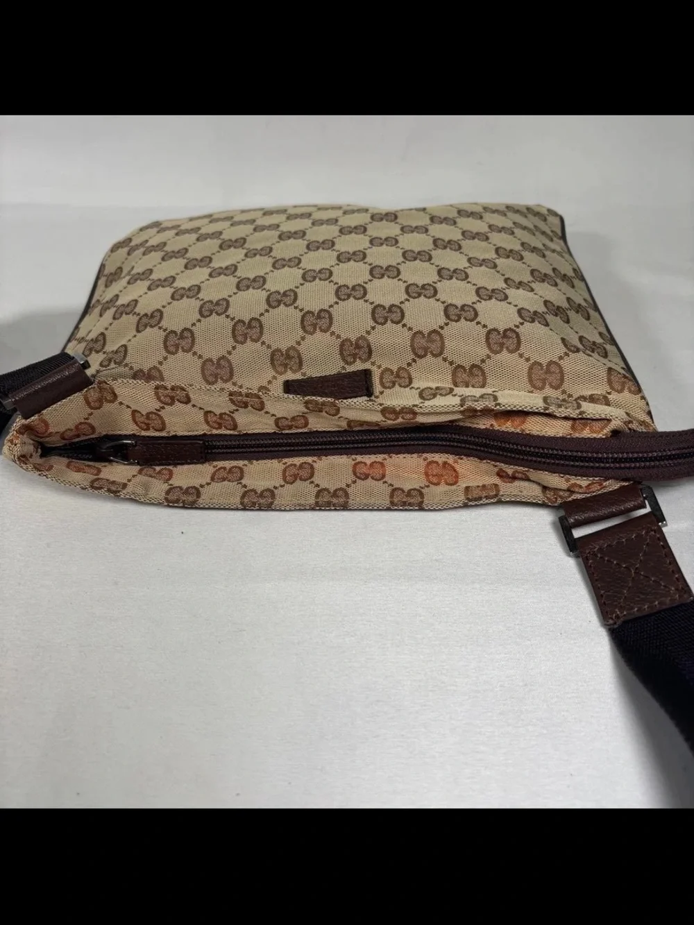 Gucci classic gg